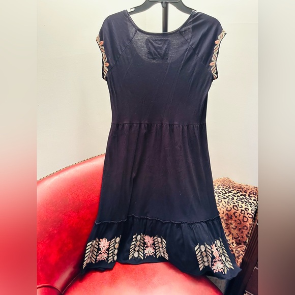 JW Los Angeles (Johnny Was) Embroidered Black Dress, Size XS in EUC - Picture 7 of 8